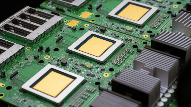 Google dévoile deux nouveaux TPU conçus pour « l&rsquo;ère des agents »