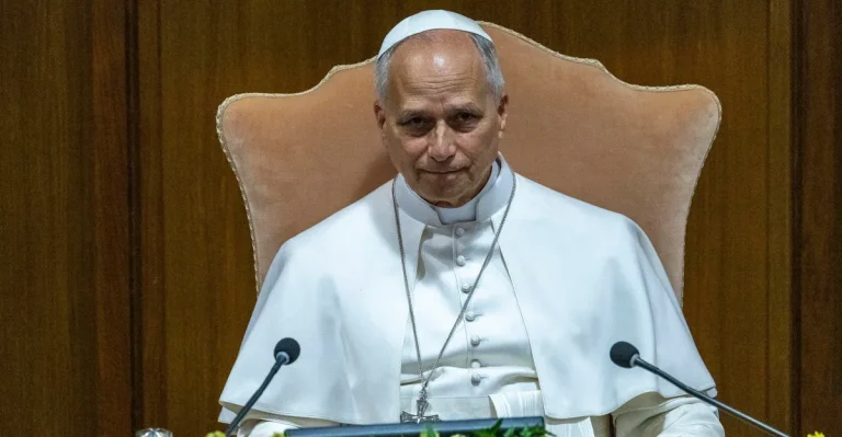 Le pape Léon appelle à faire preuve d’une « profonde humanité » à l’ère de l’IA