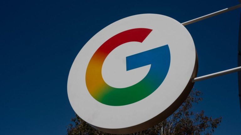 Google a reçu l&rsquo;ordre d&rsquo;afficher des liens plus clairs dans ses retombées de recherche basés sur l&rsquo;IA et de permettre aux éditeurs britanniques de se désinscrire
