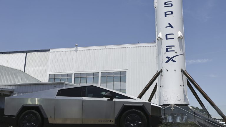 Le S&P 500 rejette SpaceX et refuse également l&rsquo;entrée d&rsquo;OpenAI et d&rsquo;Anthropic