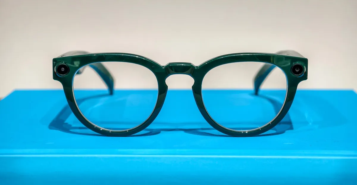 Voici à quoi ressemblent réellement les lunettes connectées de Samsung