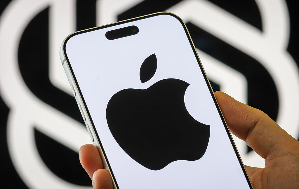 OpenAI reste aux prises avec le procès antitrust intenté par Musk alors qu'Apple a trouvé une issue